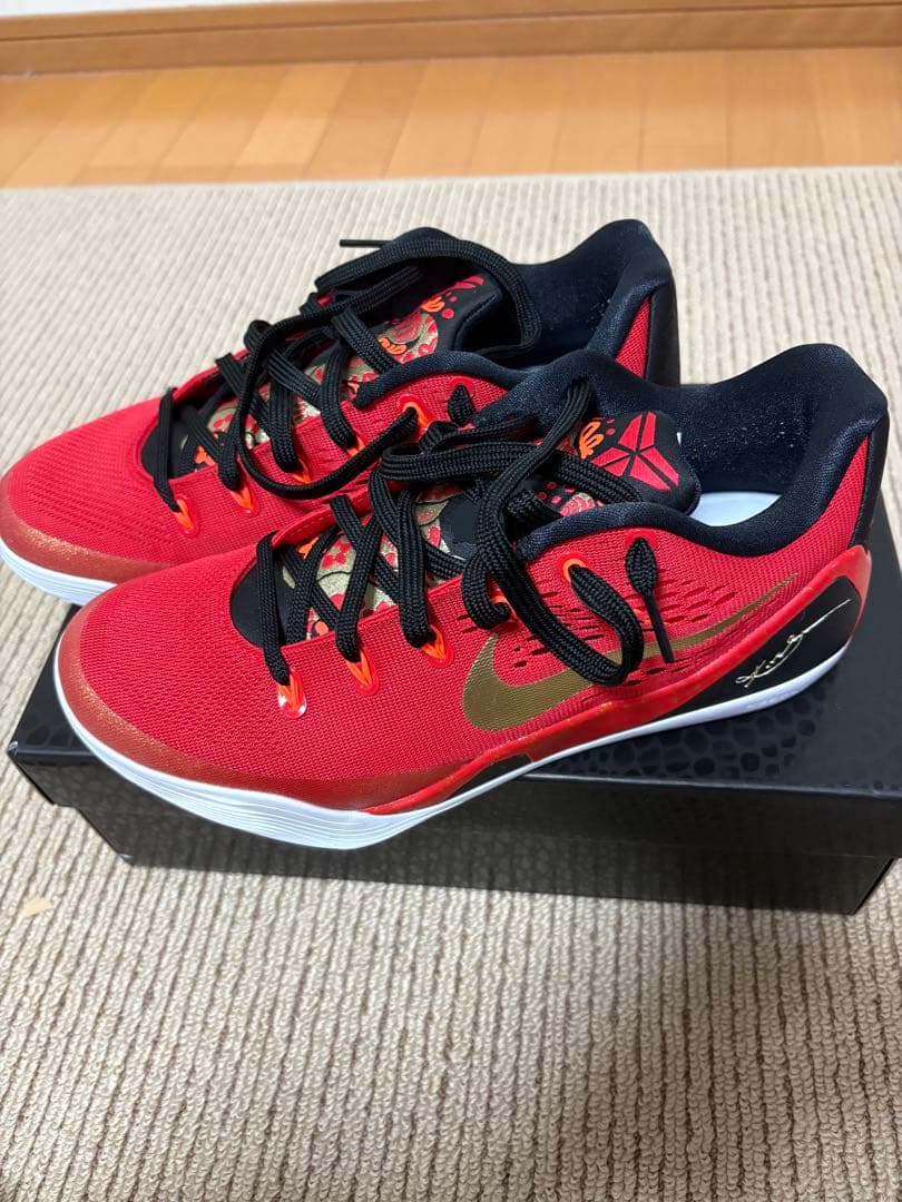 Kobe バスケットシューズ レッド