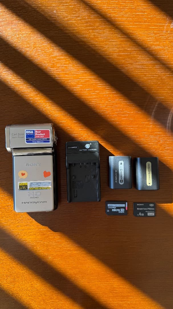 ビデオカメラ Sony HDR-TG3 [EU version]