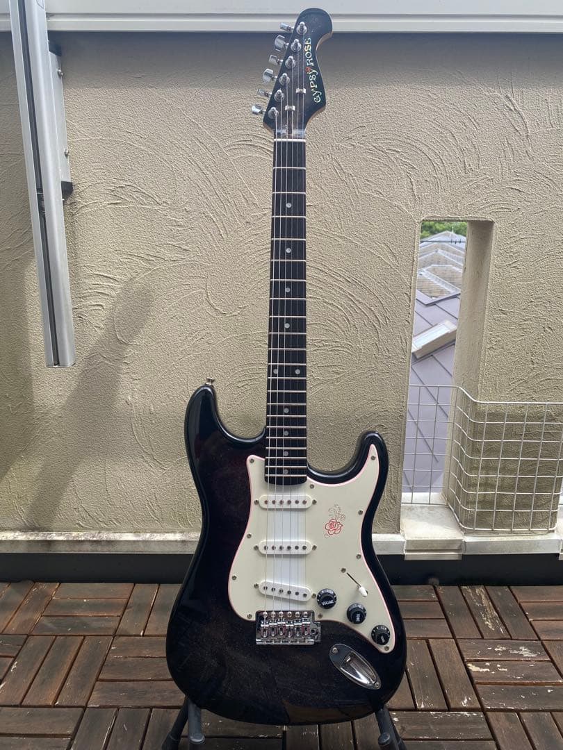 GYPSY ROSE (ジプニーローズ/ストラトキャスター タイプ)