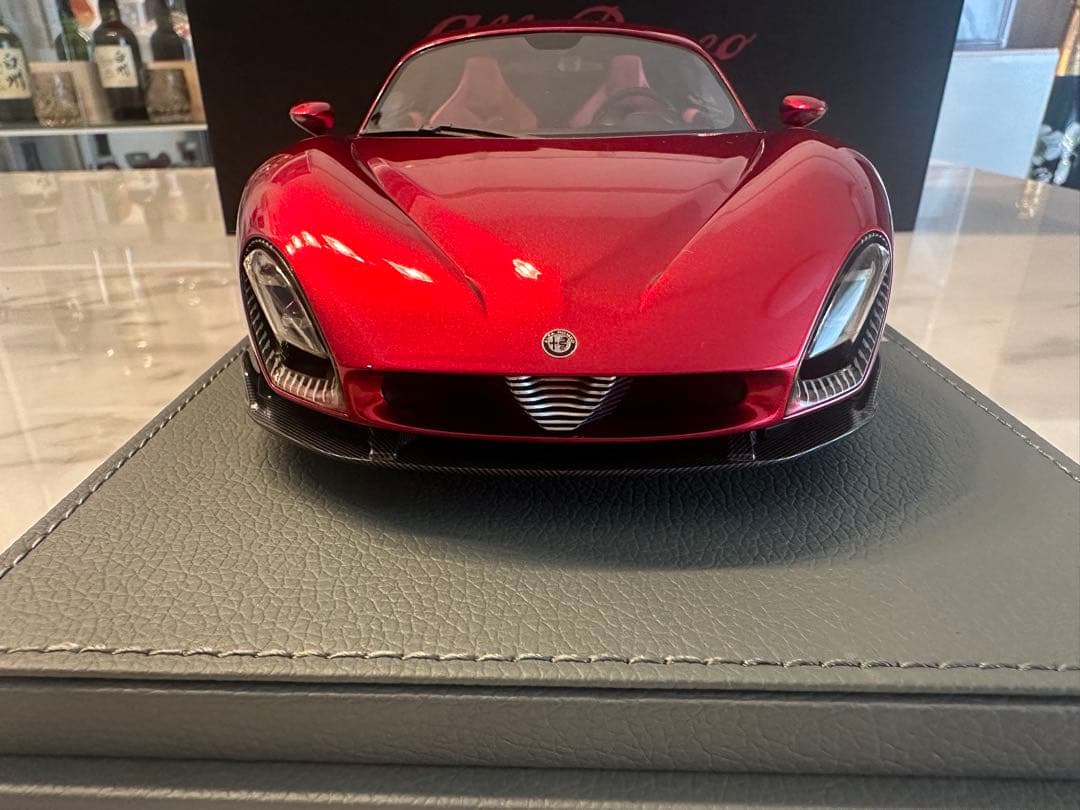 新品希少 BBR 1/18 アルファ ロメオ 33 Stradale ミニカー B.B.R BBR 1/18 アルファロメオ 33 ストラダーレ 2025 ロッソ