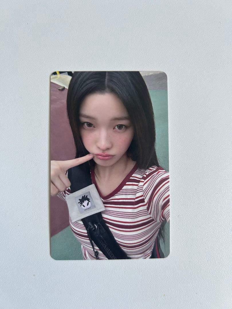 ILLIT トレカ イロハ GLITTER DAY 大阪公演 限定 ラキドロ ② - メルカリ