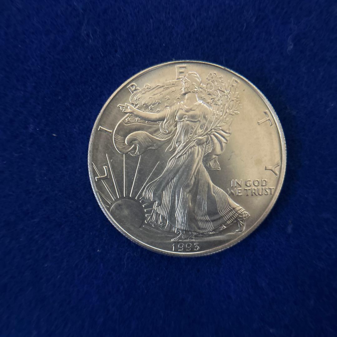 ウォーキングリバティー1ドル銀貨