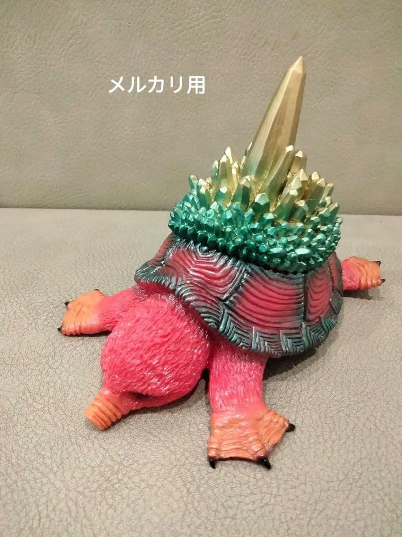 ソフビ　monstock　蓬莱土竜ガミグラゴン②　izumonster 安楽安作 ソフビ monstock 蓬莱土竜ガミグラゴン izumonster 安楽安作 - メルカリ