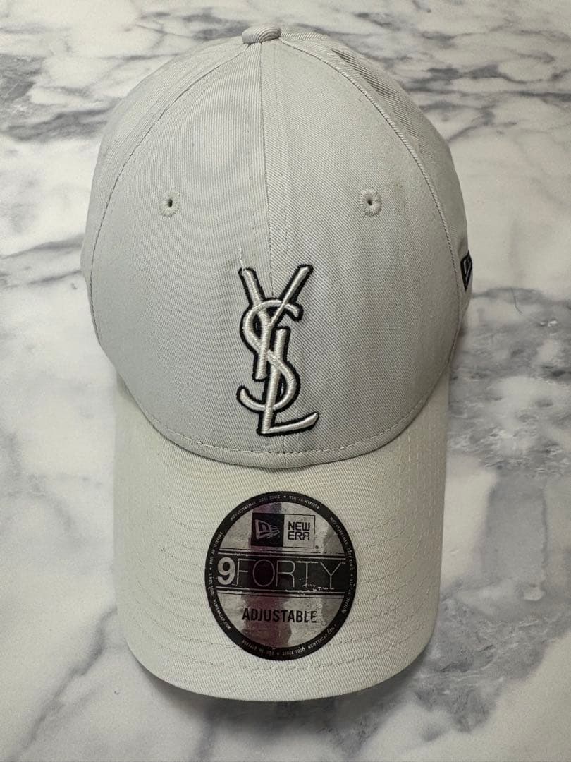 サンローランニューエラキャップ