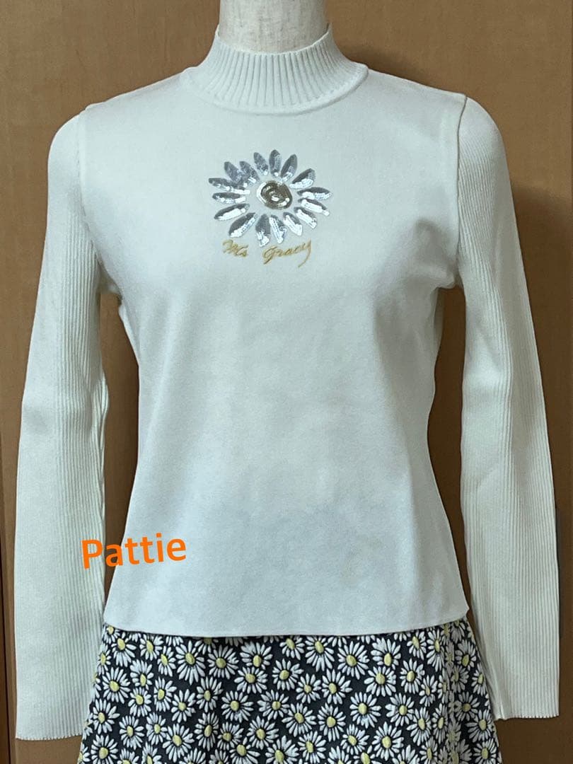 【特別価格】エムズグレイシー未使用お花ポイントニット40