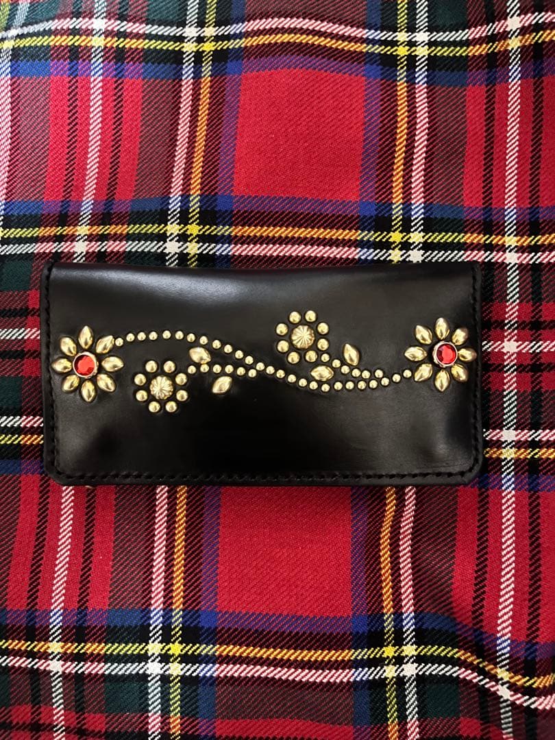 トラッカーウォレット Lサイズ フラワー＆リーフ スタッズ