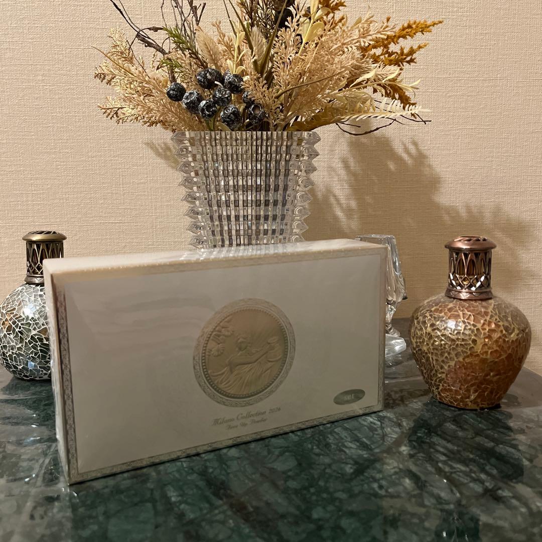 ミラノコレクション　フェースアップパウダー2026 本体+レフィルセット