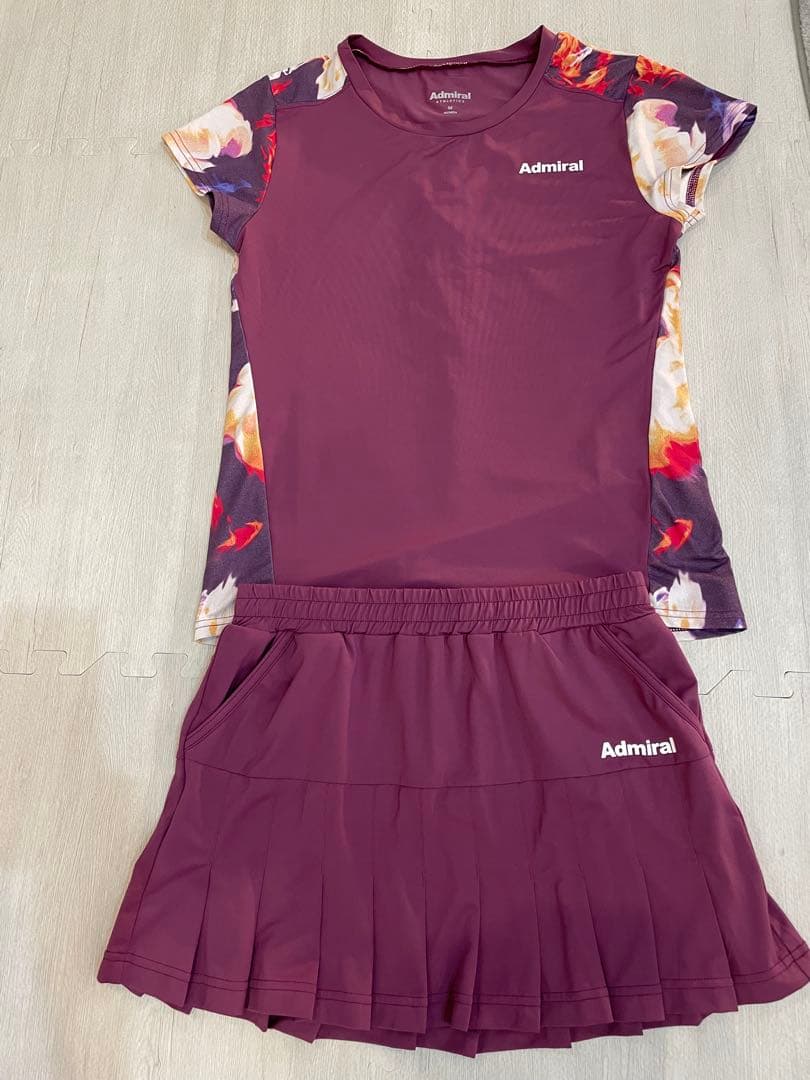 Admiral テニスウェア ワインレッド フラワーパターン　Mサイズ 今日はどれ着る？🎾💭 着てみたいを、気軽に。 #テニスクローゼット