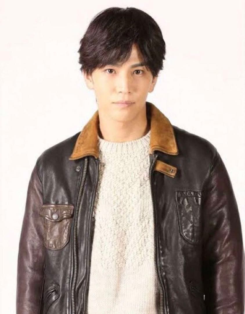 超美品／岩田剛典着用／Mサイズ／グラム glamb／レザージャケット／ライダース