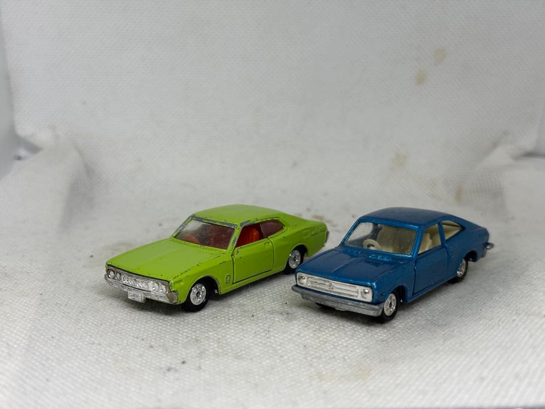 トミカ No.8 日産 サニー1200GX ・NO.74 日産 ローレル