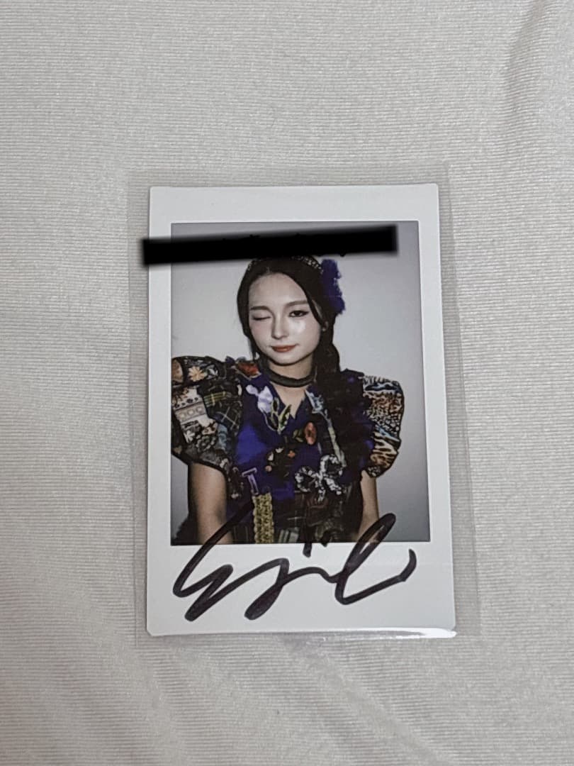 桐原美月 サイン入りチェキ - メルカリ