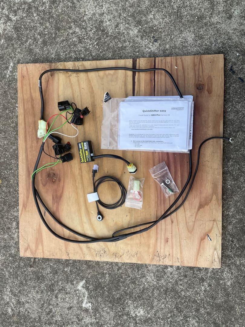 ヒールテックエレクトロニクスクイックシフターイージー KAWASAKI カワサキ ヒールテック イージークイックシフター のパーツレビュー | ZX-6R