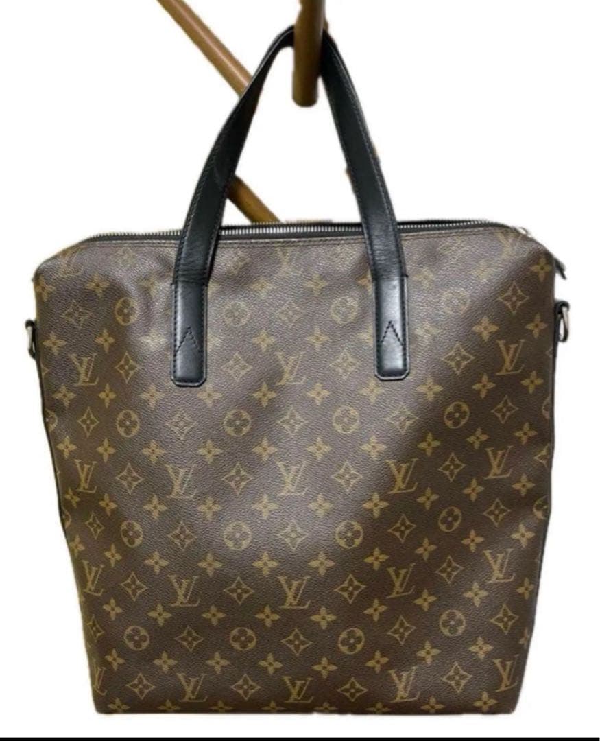 12/5取下げ LOUIS VUITTON ヴィトン M40388 マカサー
