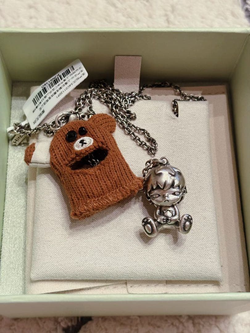 海外限定POP MART hironoフィギュア　ネックレス