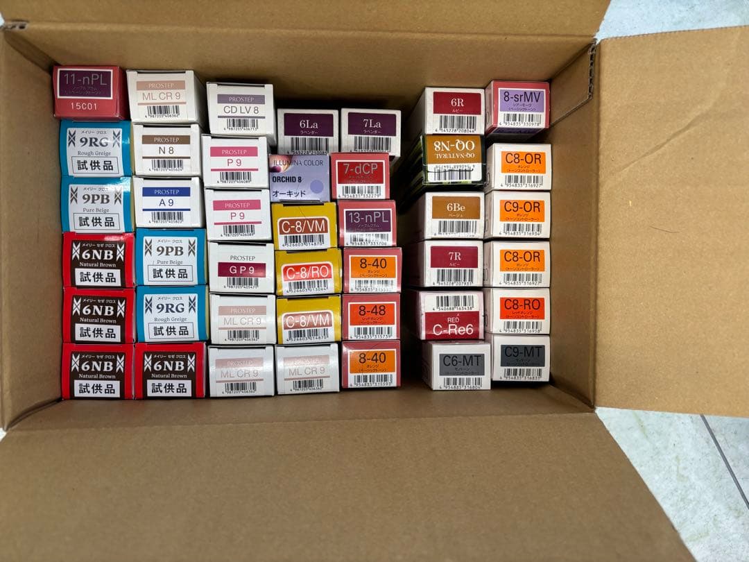 プロ用ヘアカラー剤　47本