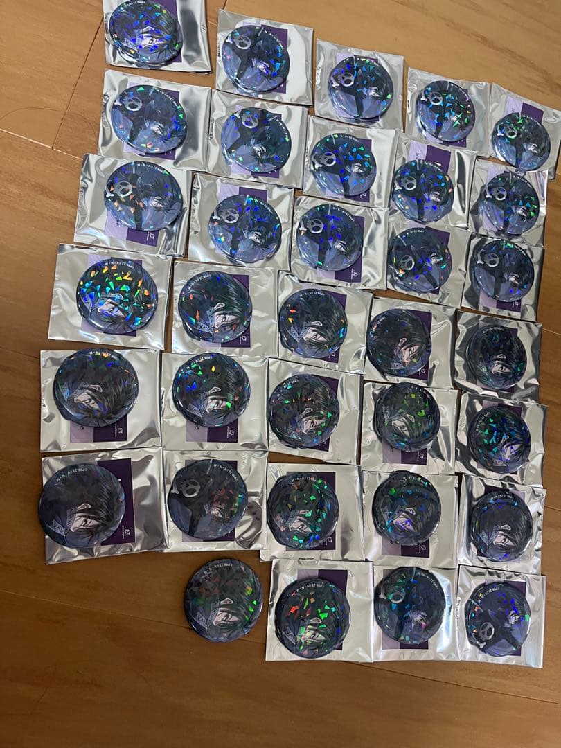 HUNTER×HUNTER 戦う背中ver. ホログラム缶バッジ フェイタン AMNIBUS-日常使いできるアニメグッズの通販サイト-