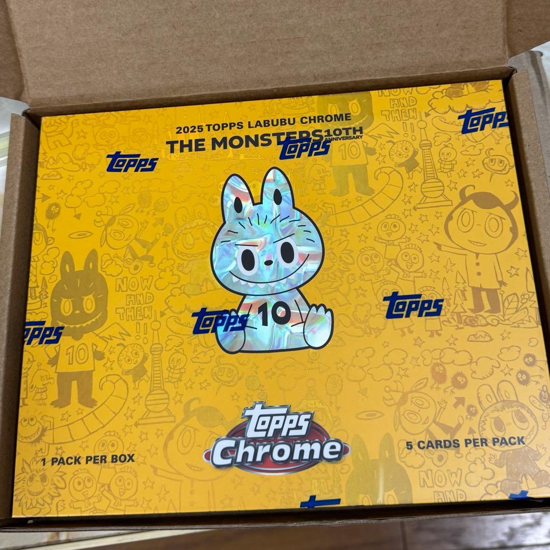 Topps Chrome 10周年記念ボックス ラブブ カード