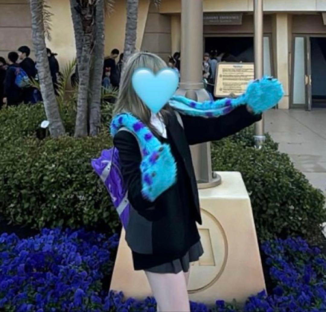 モンスターズインク サリー マフラー ファンキャップ 未使用に近い