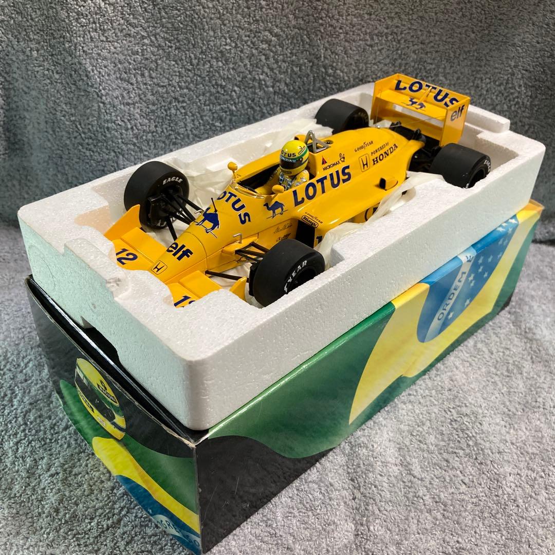 ロータスホンダ 1/18スケールミニカー　アイルトンセナ