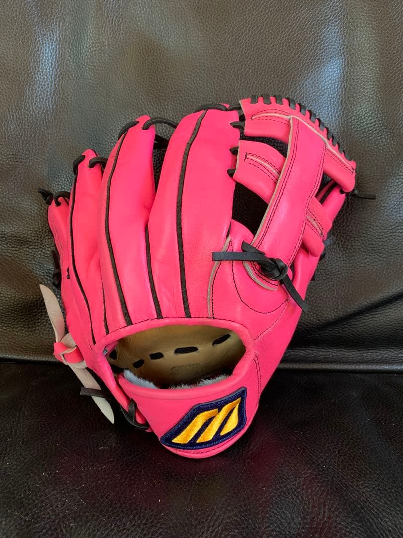 ♡*♡様 ミズノ　軟式グラブ　激レア　ピンク　ビッグMマーク湯揉み型付け済み 最高峰をその手に。ミズノプロビッグM｜野球｜ミズノ公式オンライン