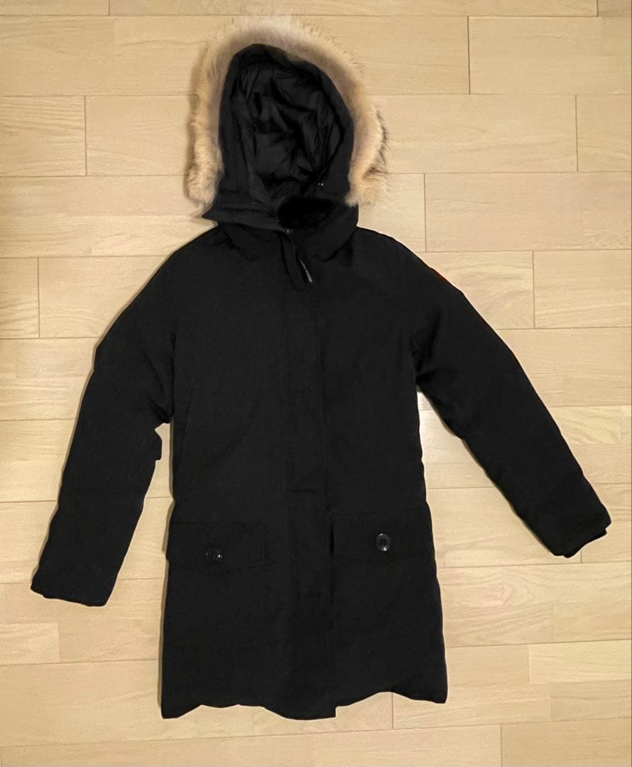 【お値下げ】★ カナダグース フードファー付きダウンジャケット ★