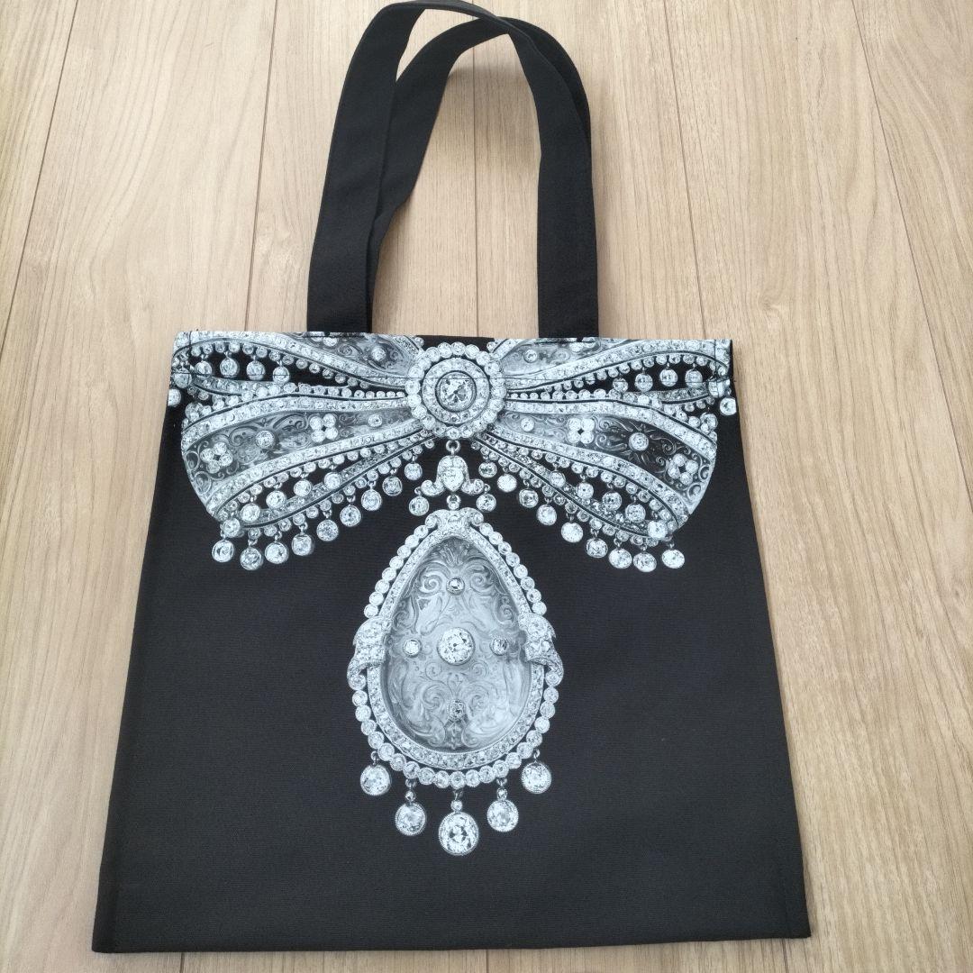 カルティエ展 V&A美術館 トートバッグ　ブローチ