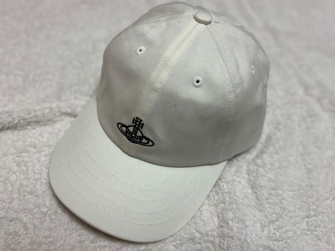 Vivienne Westwood ホワイトキャップ 新品