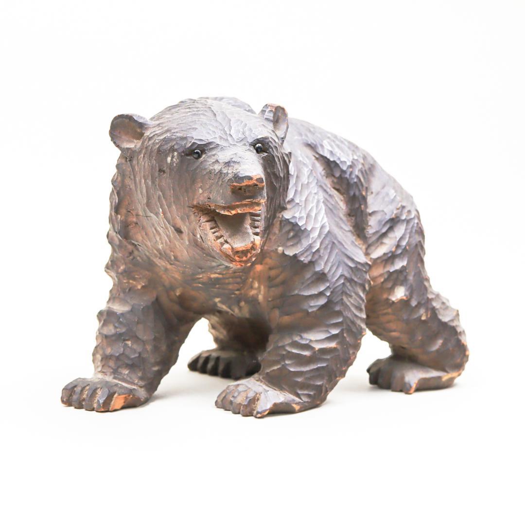 ガラス目 吠え熊 木彫 北海道民芸 木彫り熊 這い熊 吠え熊 中 ガラス目 右向き 北海道 | MILMOUNTAIN STORE