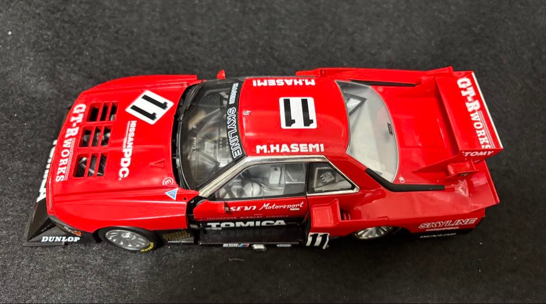 トミカエブロ　スカイラインRSスーパーシルエット