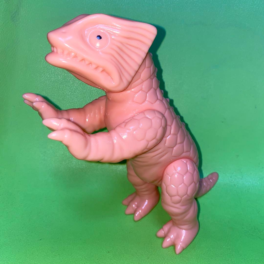 ソフビ★ウルトラQ★M1号★ピーター★イベント限定★ピンク成形★未塗装★目塗り品