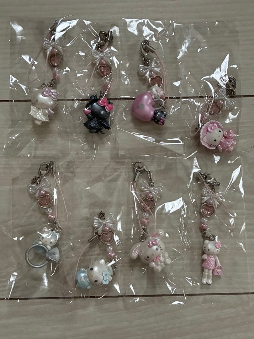 天使小悪魔 シークレットストラップ キティ