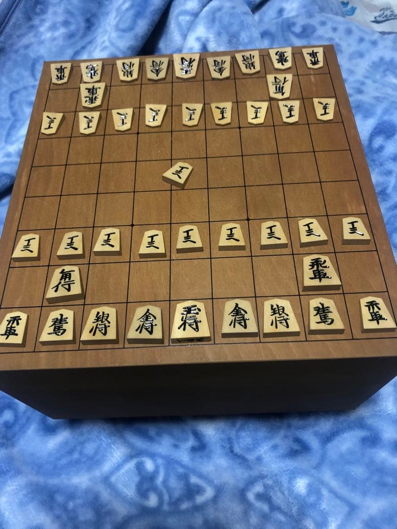御将棋駒 天月作 木製 彫駒 将棋盤 駒台付 余り歩1つ 将棋セット 足付将棋盤セット | 将棋盤碁盤駒碁石等販売の大阪の将棋囲碁専門店将碁屋
