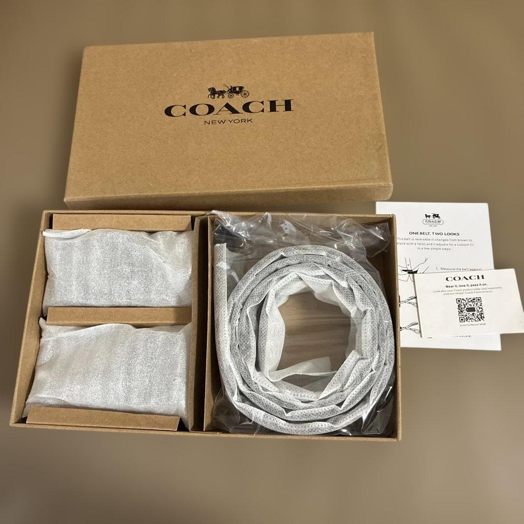 コーチ　リバーシブルベルト　新品未使用
