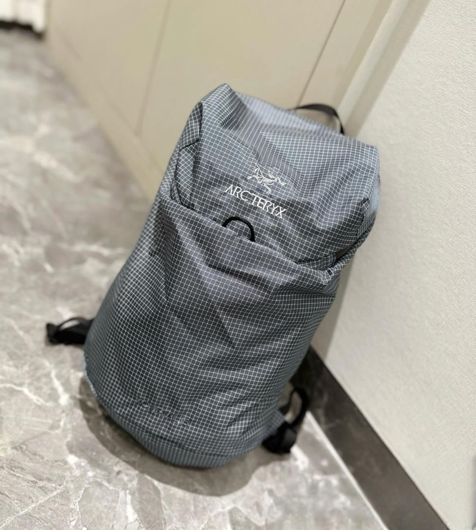 新品ARC'TERYX Konseal 15 海王星の灰