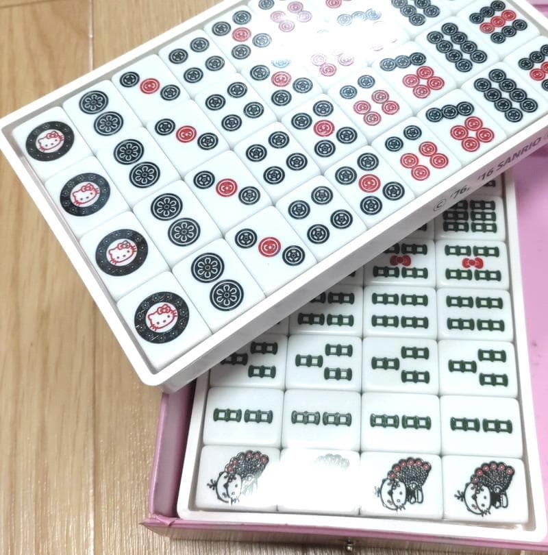 ☆未開封☆希少☆ ハローキティ 麻雀牌 - メルカリ