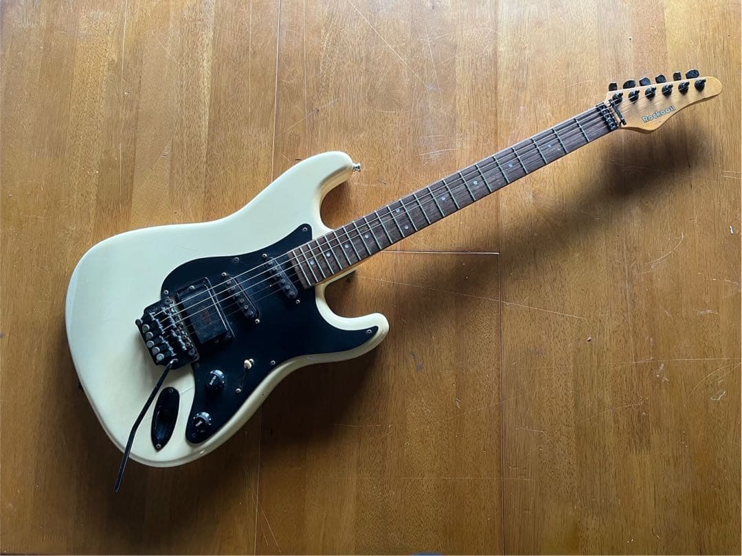 Rockoon Schaller搭載エレキギター