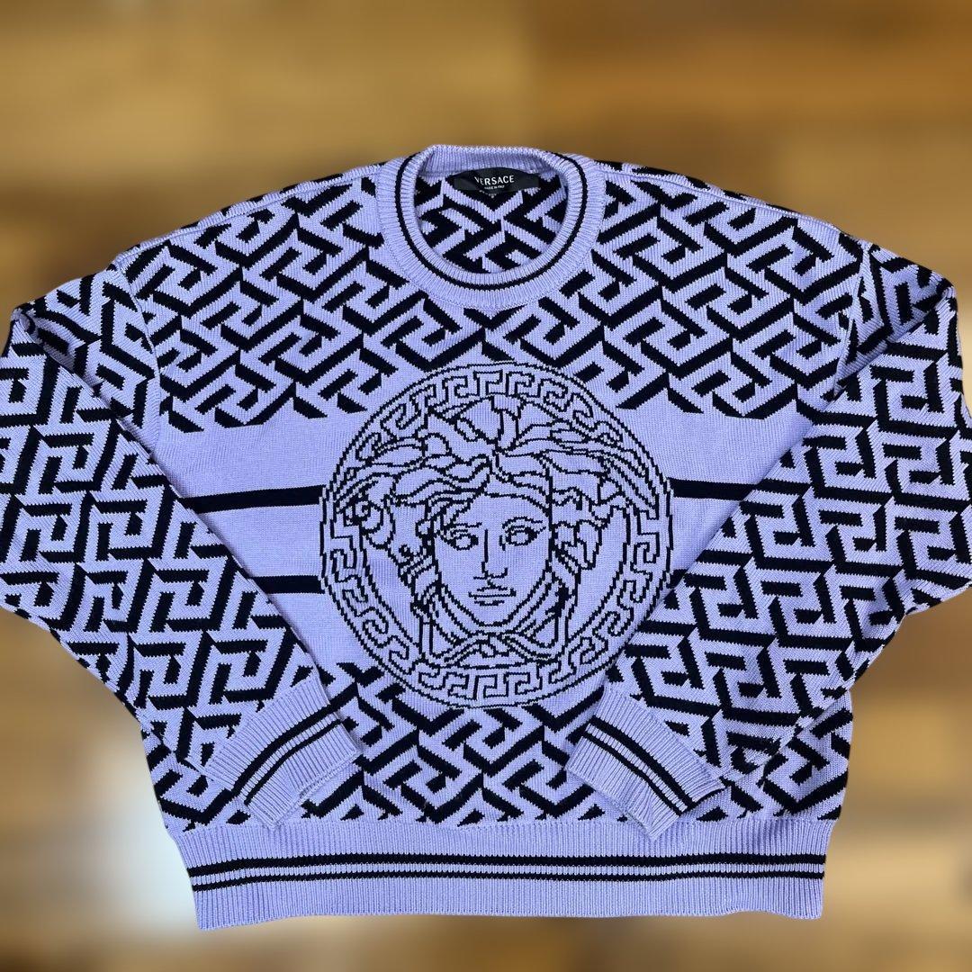 Versace セーター　サイズ40