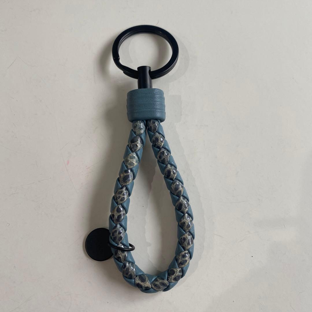 ボッテガヴェネタ　キーリング　パイソン　蛇　レア　希少　ブルー　ネイビー　くすみ