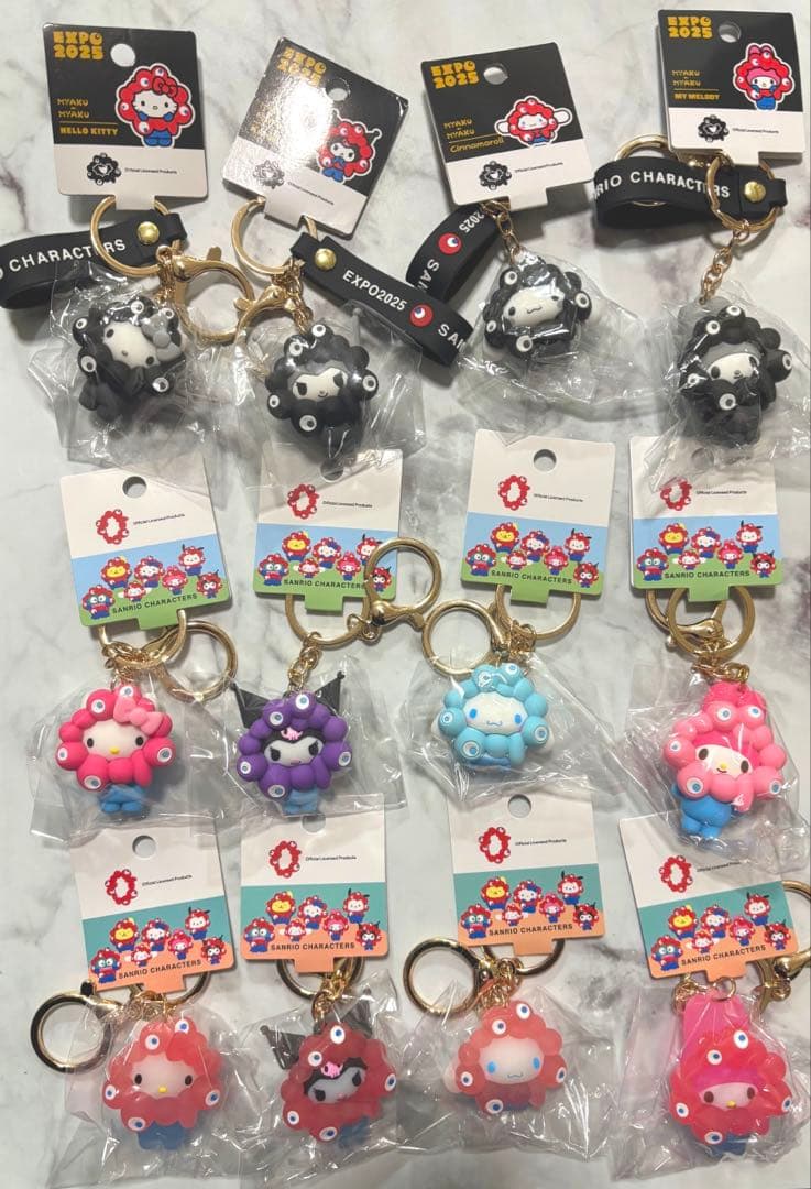 サンリオミャクミャクなりきり立体マスコット　キーホルダーモノクロパステルクリア サンリオ×ミャクミャク「立体クリアカラーキーホルダー」受注販売決定