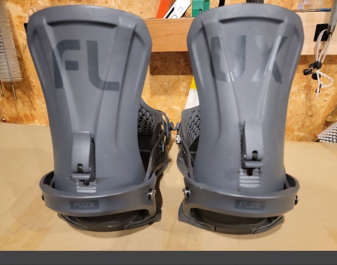 S*E様 FLUX XV スノーボードビンディング グレー FLUX BINDINGS（フラックスバインディング） 日本正規品 スノーボード