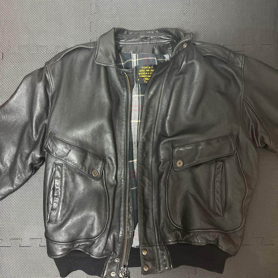 avirex b-7フライトジャケット 楽天市場】AVIREX 公式通販｜フライトジャケットの中でも特に希少性の