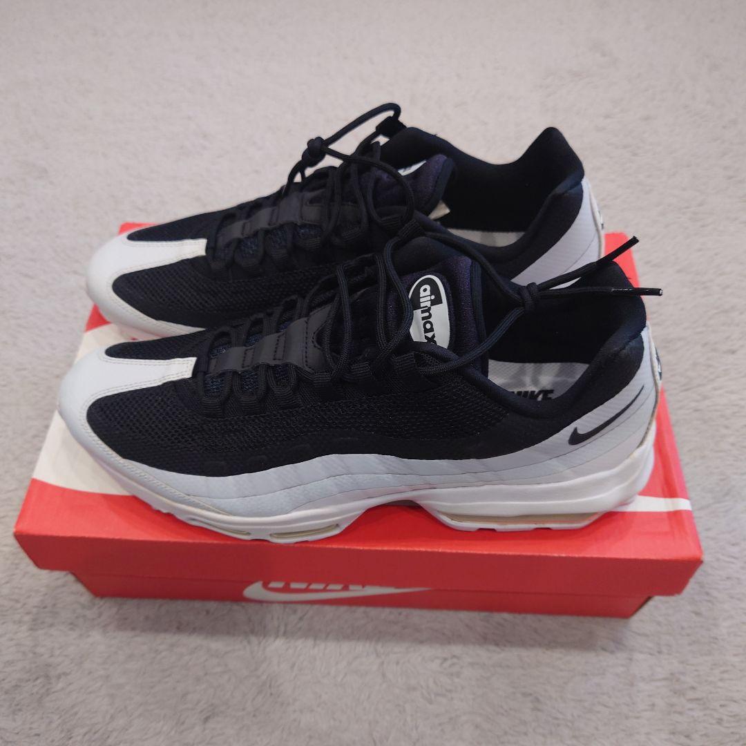NIKE ナイキ AIRMAX 95 エアマックス 95 エッセンシャル 黒/白