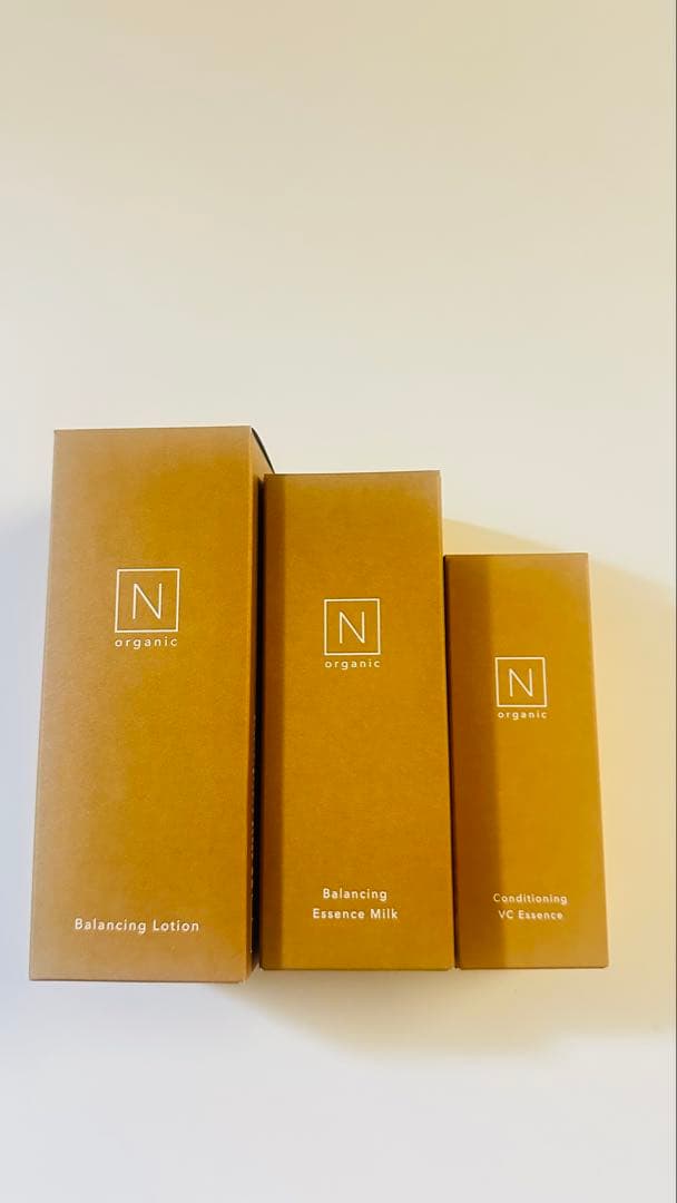 Nオーガニック ベーシックバランシングローション&ミルク&VCエッセンス セット