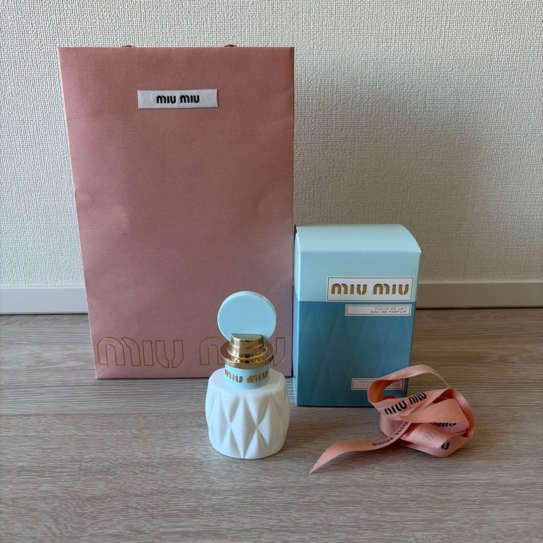 MIUMIU フルール ドゥ レ オードパルファム 30ml