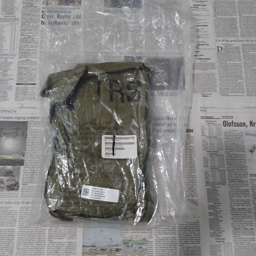 ✨送料無料　ケミカルプロテクティブ TROUSERS　MEDIUM/R (2)