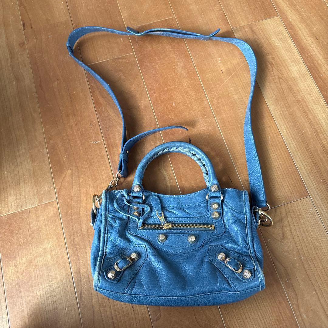 BALENCIAGAのバッグ