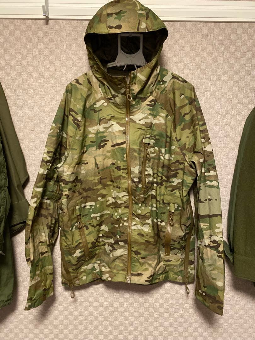 BEYOND 迷彩 フード付きジャケット L 特殊部隊