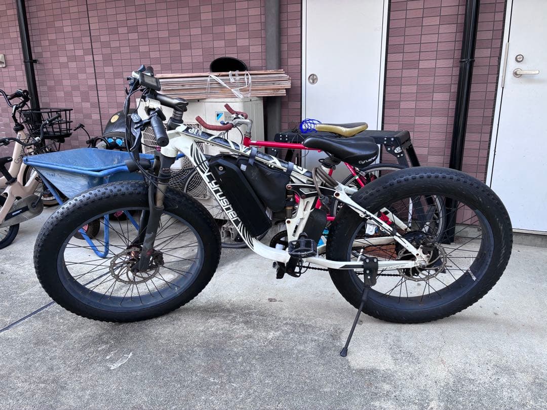 【ジャンク品】電動ファットバイク 26インチ TRINX（トリンクス） 迫力の極太タイヤ4.0インチ ! ファットバイク W