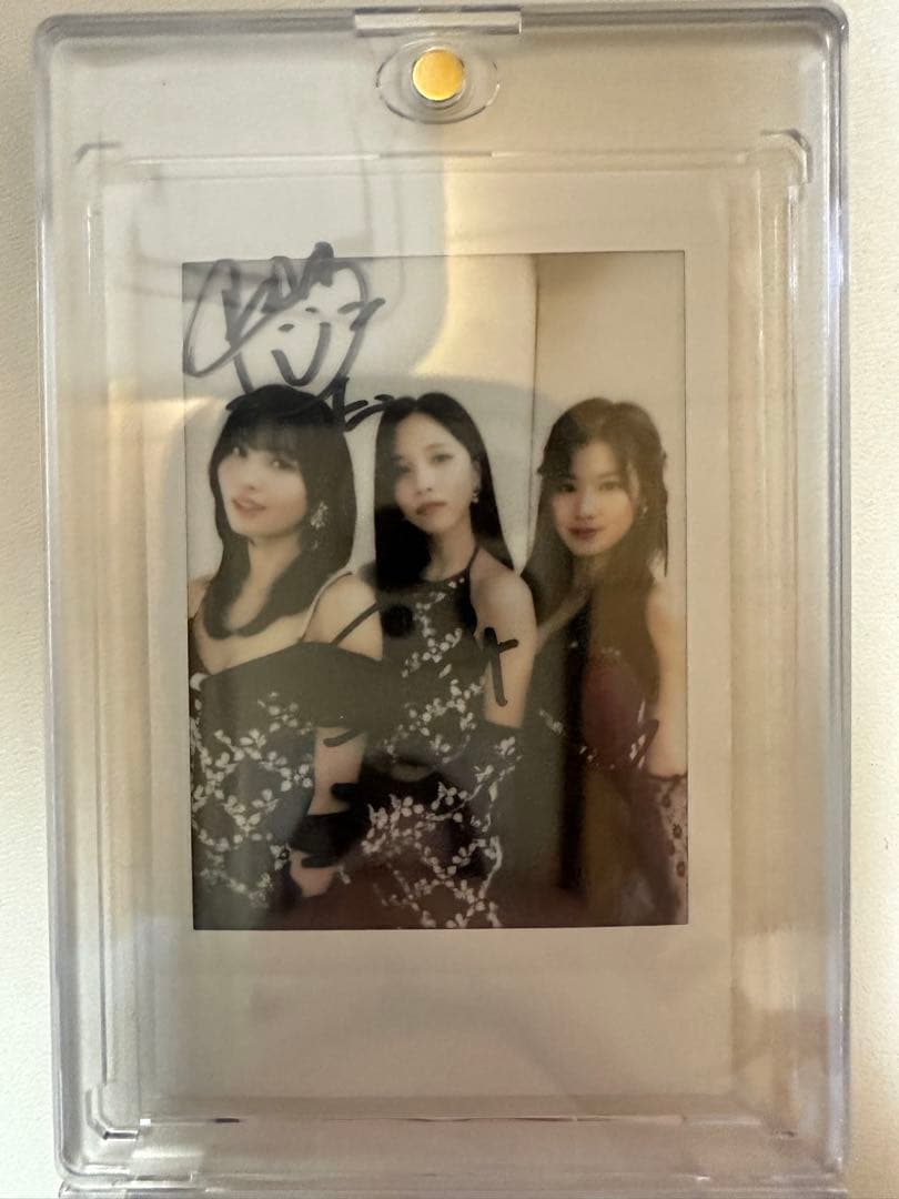 MISAMOサイン入りチェキ