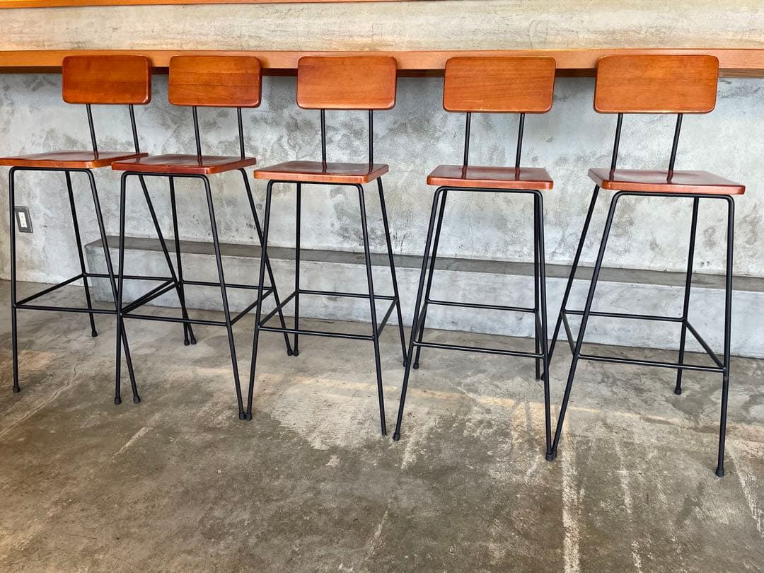 セール！シンプル&モダン　アイアンフレームバーチェア1脚